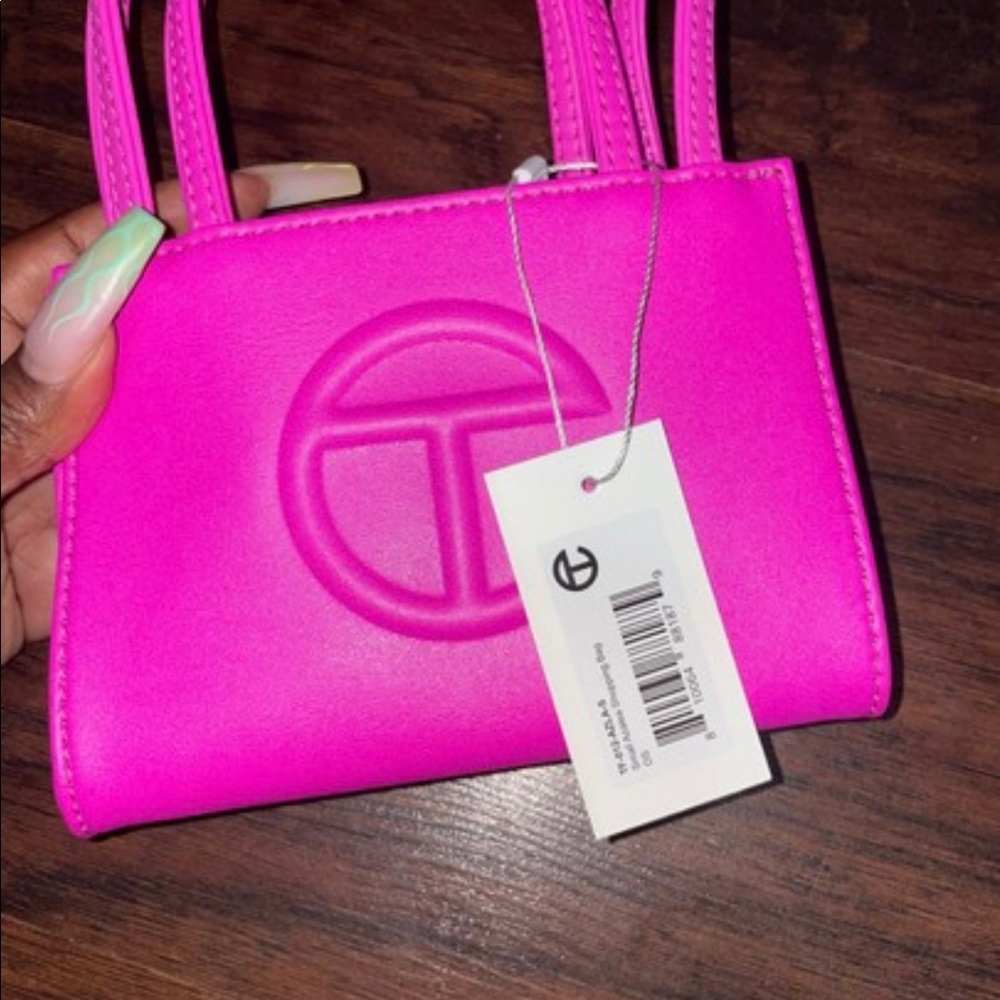 Small Azalea Telfar Bag - Picture 6 of 8